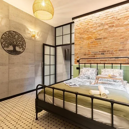 Antoniego Loft Apartman *